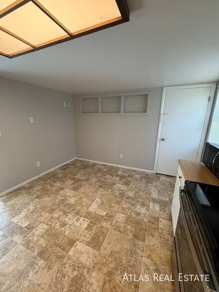 Building Photo - 3121 W 133rd Cir