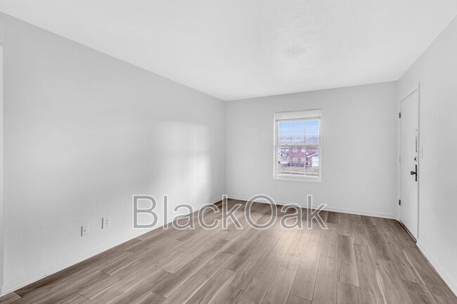 Building Photo - 7609 Garrison Rd