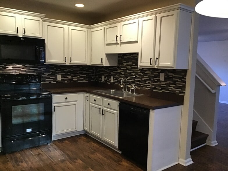 Building Photo - 7 Copperleaf Ct