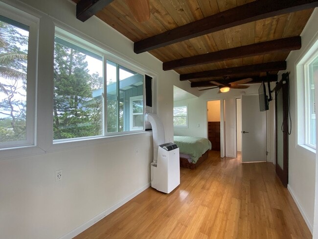 Building Photo - Private Hideaway on 1 Acre -Hawaiian Paradise Park