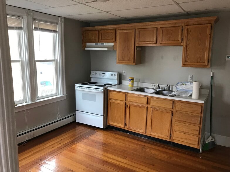 Kitchen - 28 Church Street