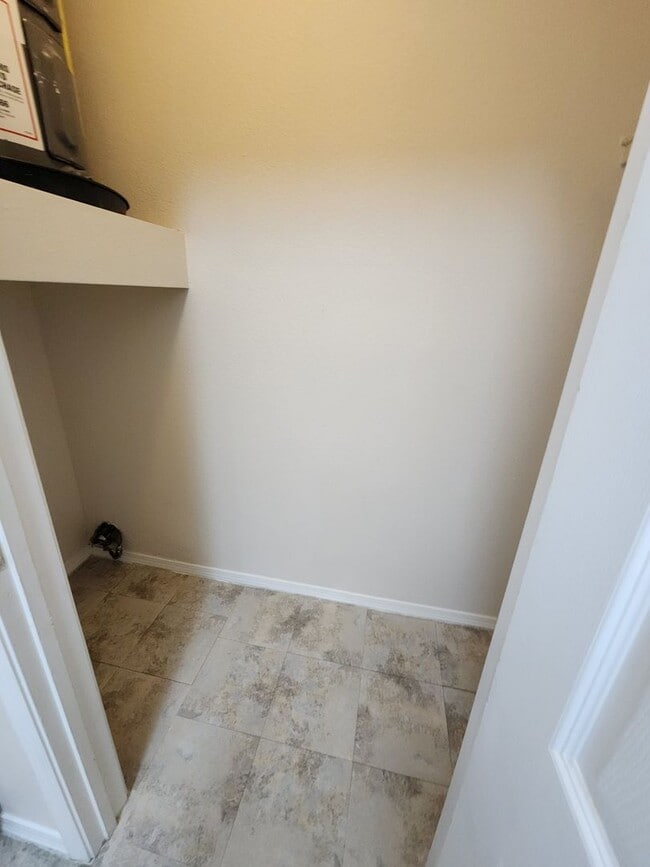 Building Photo - Holiday Special $500 off first full months rent-The Preserve at Temple Terrace