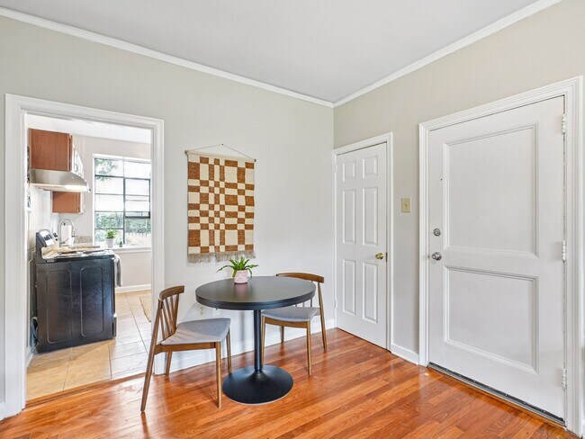 Floorplan - Cameron Court Apartments