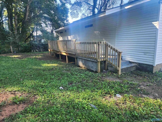 Building Photo - 2108 Pulaski Pike NW