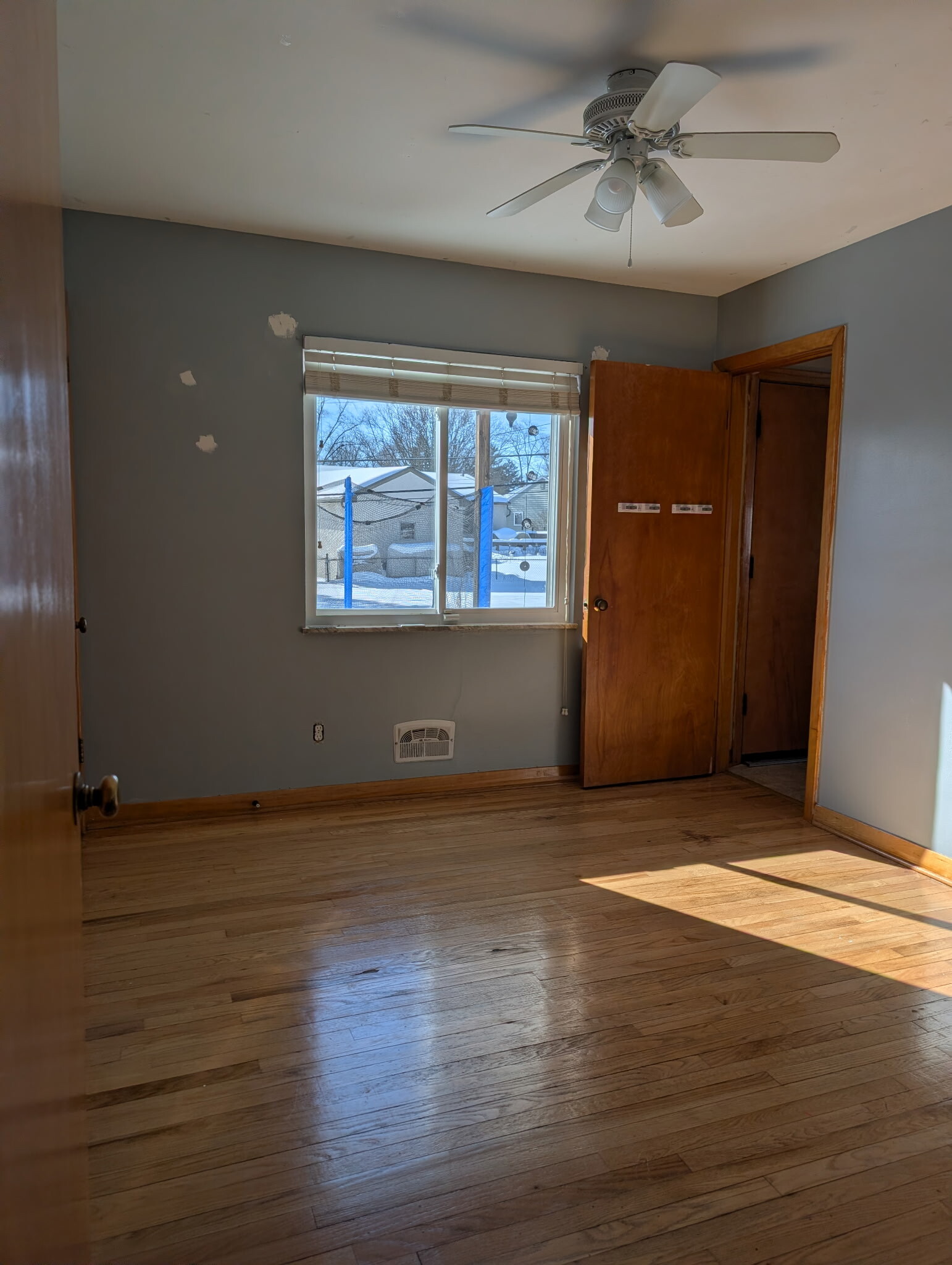 Building Photo - 5243 Conklin Dr