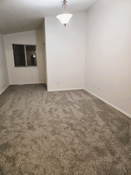 Building Photo - 7630 Cedarbrook Dr