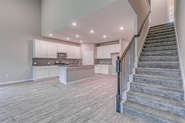 Building Photo - 337 Edmund Ln