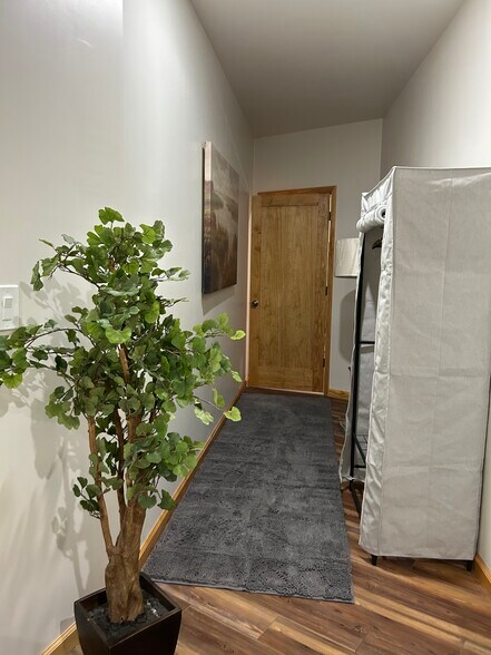 Building Photo - 226 Wineberger Rd