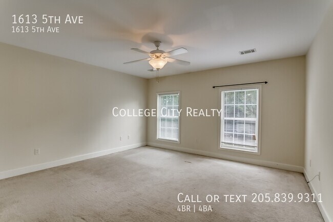 Building Photo - 1613 5th Ave