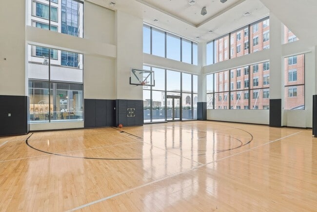 Building Photo - 133 Seaport Blvd