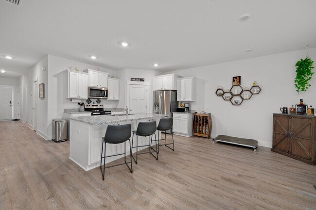 Building Photo - Your Gulf Breeze Dream Home Awaits in Forest Bay