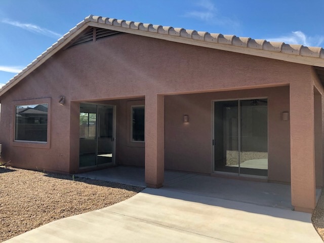 Building Photo - New carpet....great house for the money in Estrella Mountain Ranch!