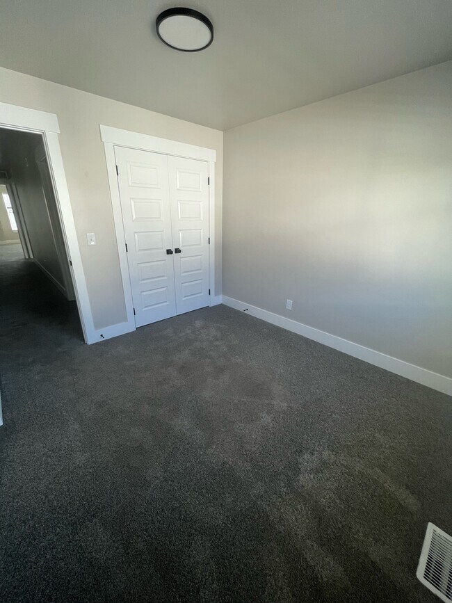 Building Photo - 1382 Pinecrest Trl