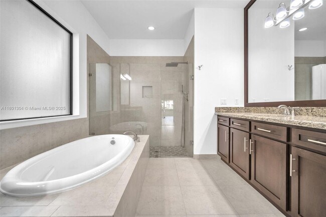 Building Photo - 1291 SW 113th Way