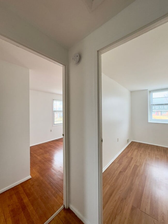Building Photo - Charming 3 Bed/1.5Bath in Parkville, MD!