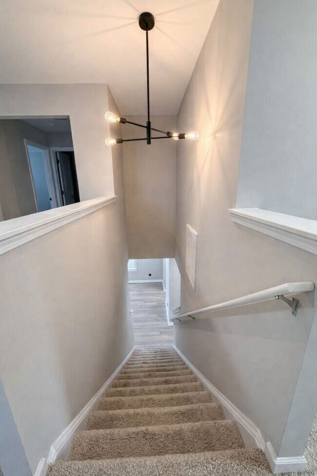 Building Photo - 12881 Clydesdale Dr