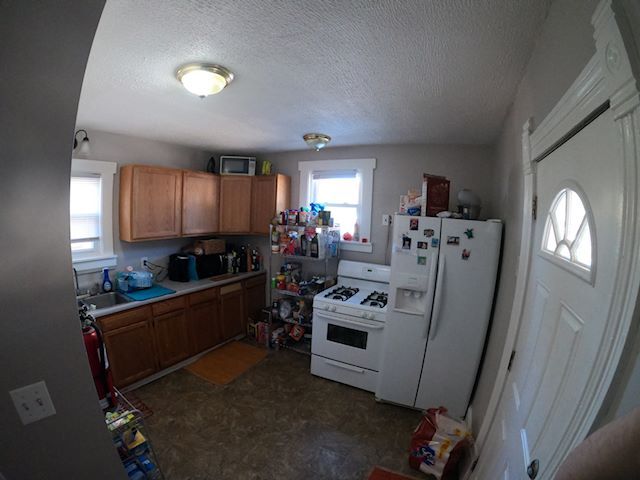 kitchen - 146 Mill St