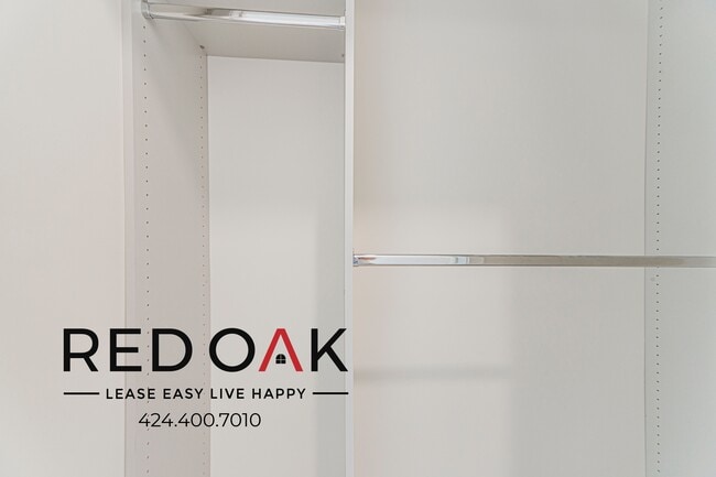 Building Photo - 5320 Cartwright Ave