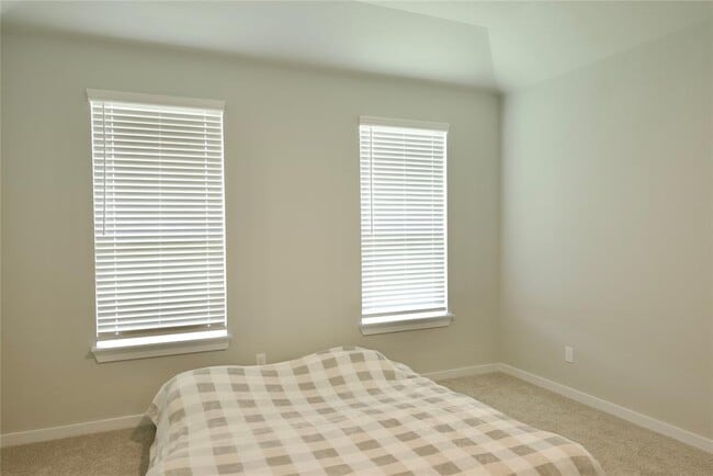 Building Photo - 3207 Tilley Dr