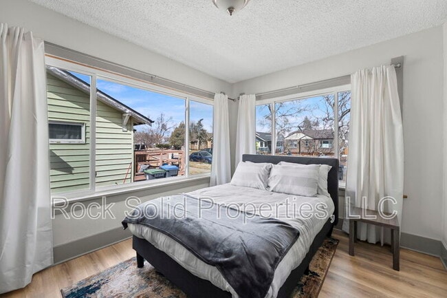 Building Photo - 3012 O Neil Ave