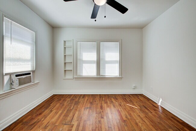 Building Photo - 1132 W Eufaula St