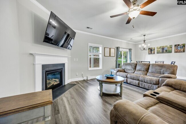 Building Photo - 102 Backspin Dr