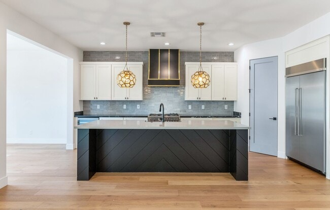 Building Photo - 4518 N 39th St