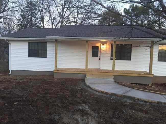 Primary Photo - 4 Bedroom, 3 Bath Basement Ranch with Coun...