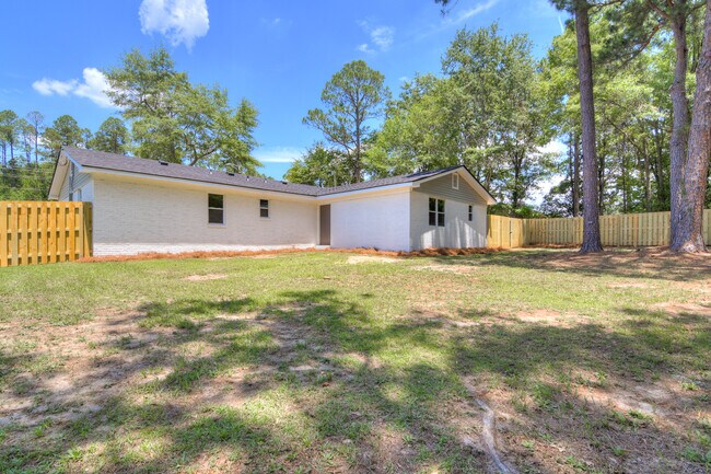 Building Photo - 4312 Windsor Spring Rd