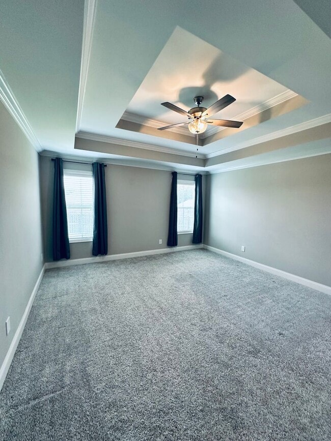 Building Photo - 104 Sig Ct