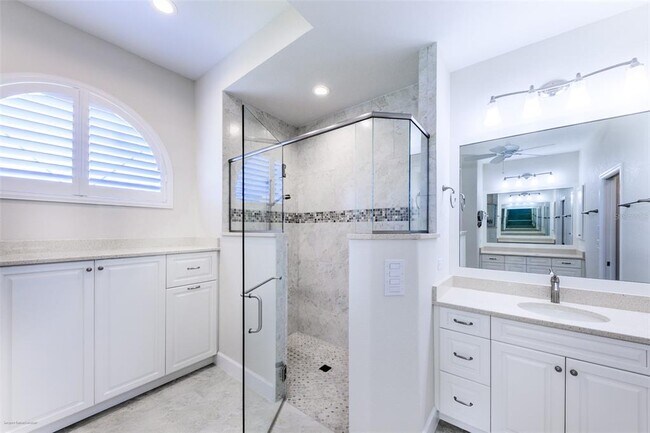 Building Photo - 566 Port Bendres Dr