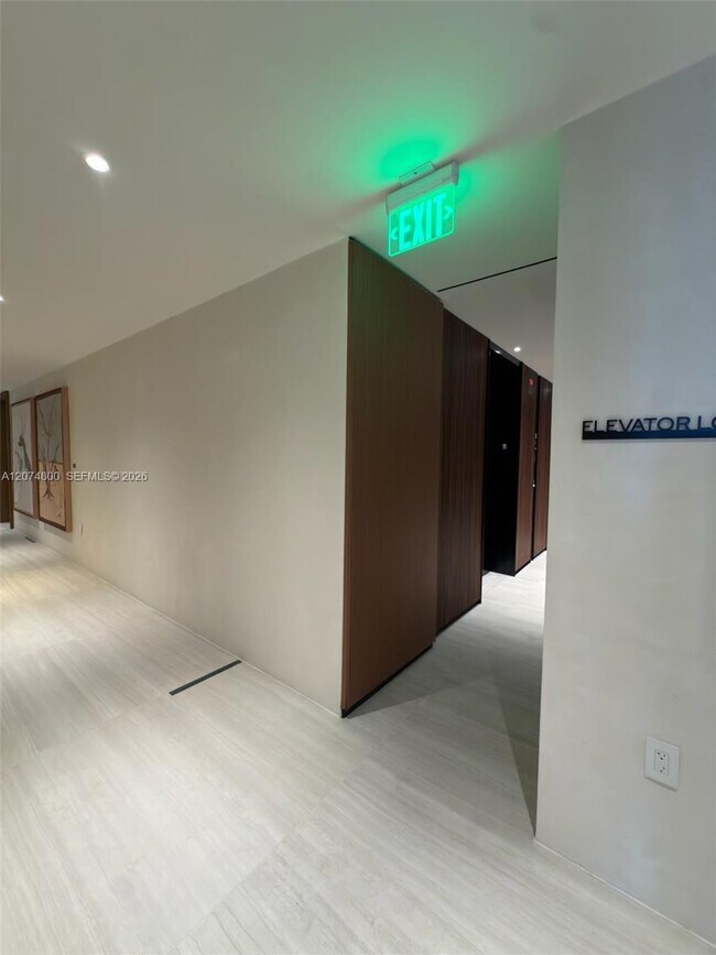 Building Photo - 1400 Biscayne Blvd