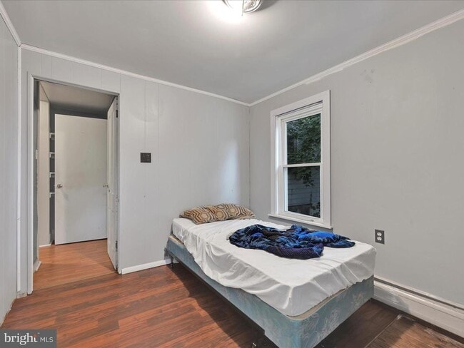 Building Photo - 211 Lincoln Ave