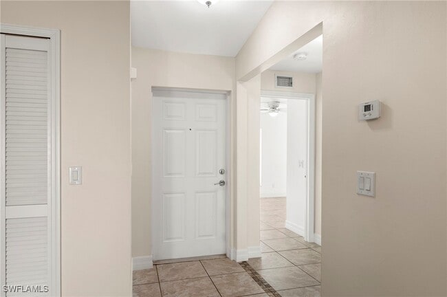 Building Photo - 4208 SW 7th Pl