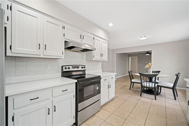 Building Photo - 1024 Allgood Ct
