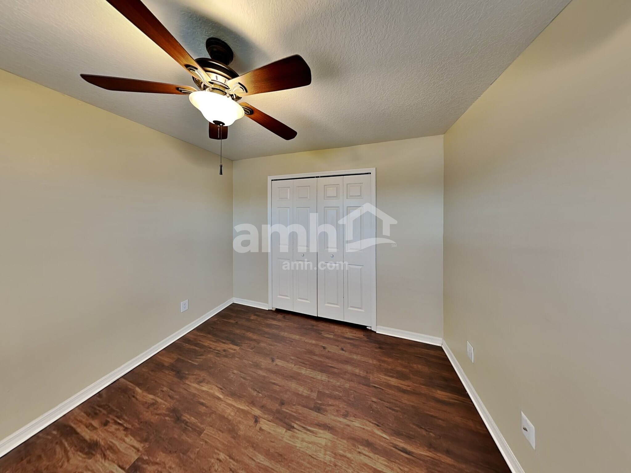 Building Photo - 1520 Presidio Dr