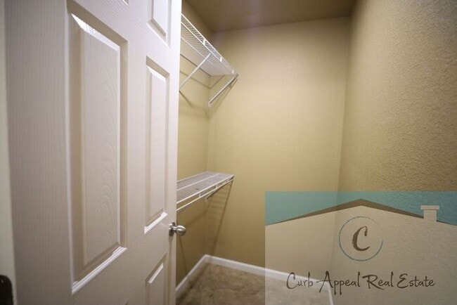 Building Photo - Recently built 2 bed/2 bath apt in Trumann...