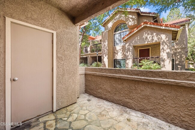 Building Photo - 2328 Archwood Ln
