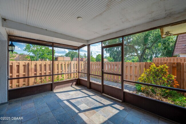 Building Photo - 152 Sweetgum Ln