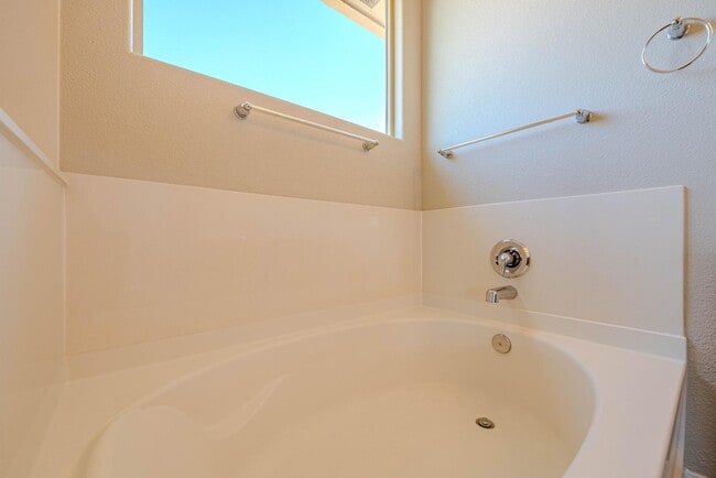 Building Photo - 10532 Coyote Canyon Pl NW