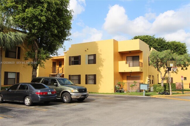Building Photo - 650 NW 114th Ave