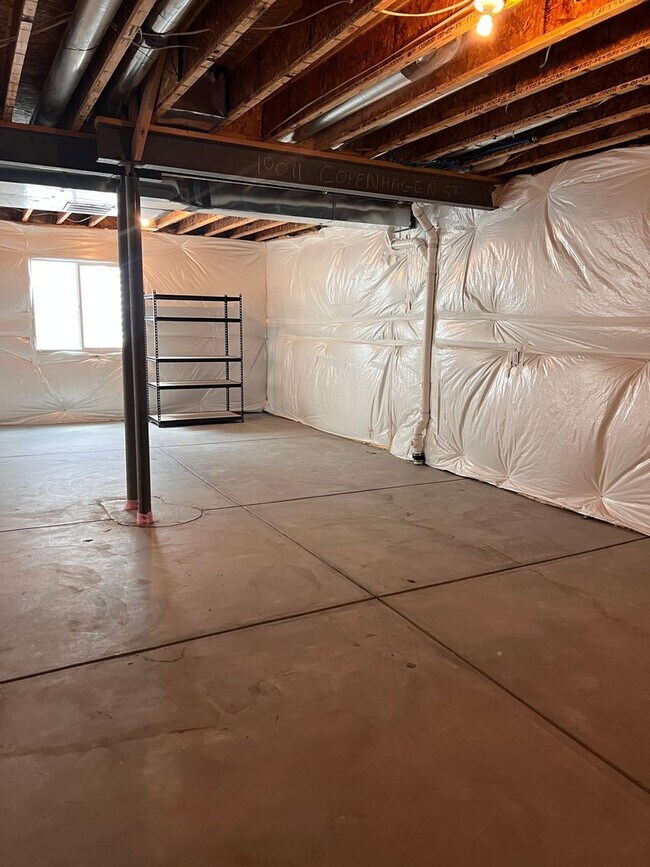 Building Photo - Beautiful Sierra Ridge 4-Bedroom, 3.5-Bath...