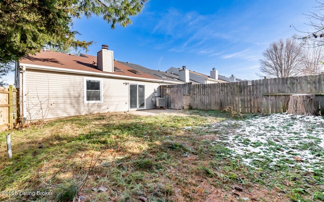 Building Photo - 530 Independence Ct