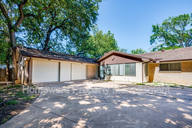 Building Photo - 1525 Cripple Creek Dr