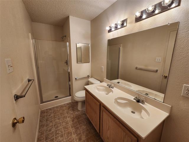 Building Photo - 3952 Thoroughbred Trail