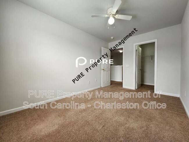 Building Photo - 437 Watershed Dr