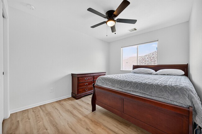 Building Photo - 19942 Whistle Creek Ln