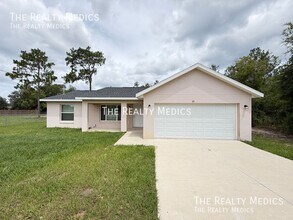 Building Photo - 85 Maple Dr