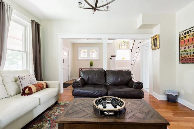 Building Photo - 6135 Washington Blvd