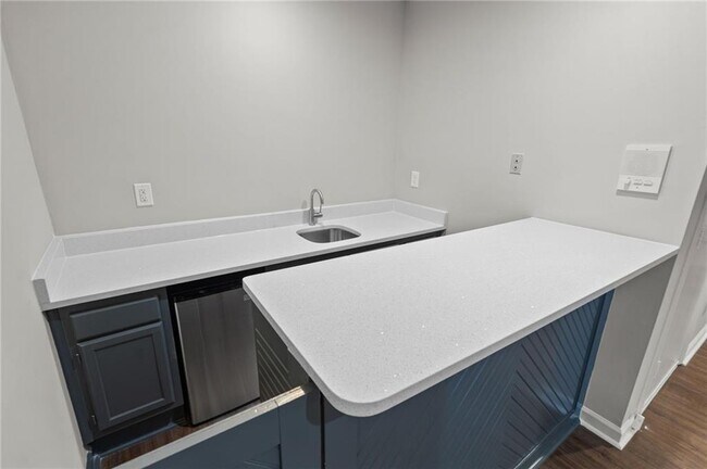 Building Photo - 4528 Lashley Ct NE